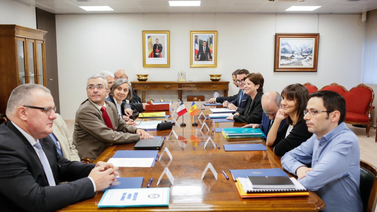 Andorra i França treballen en una comissió conjunta per representar gràficament la delimitació de la frontera