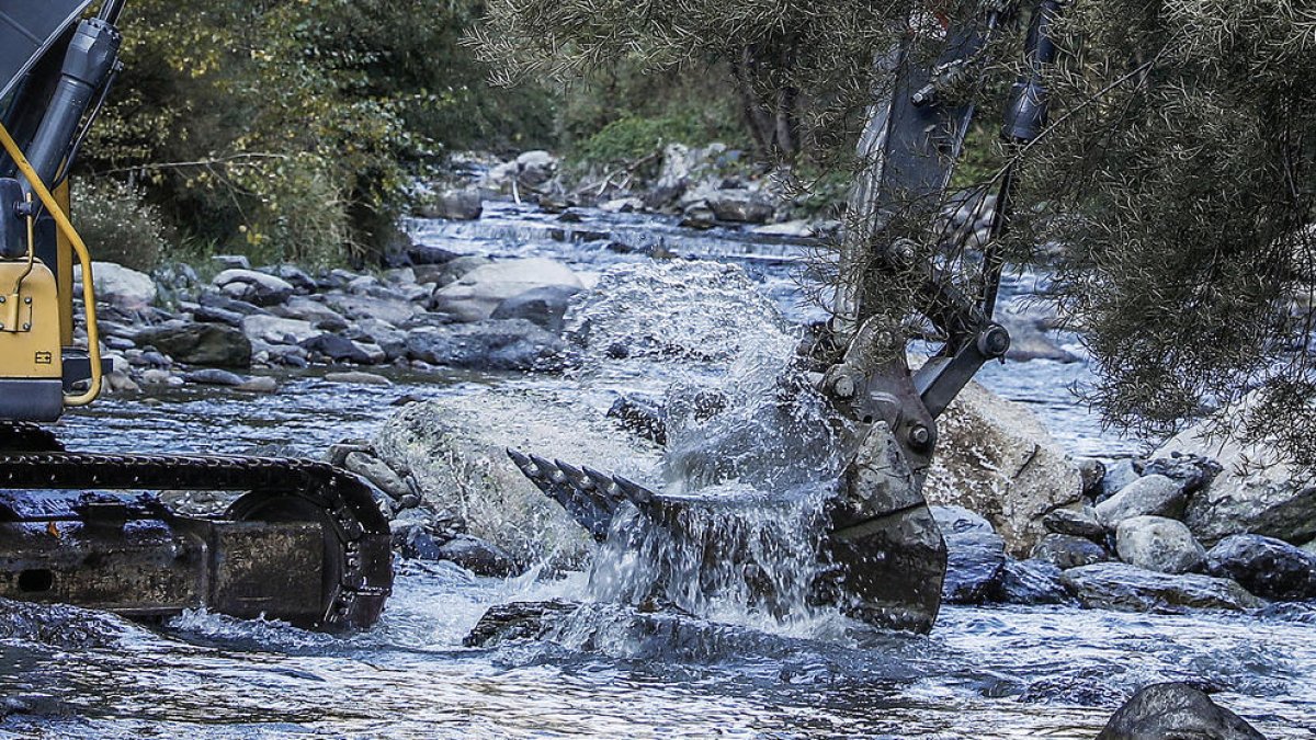 L'obra del ràfting fa perillar  concursos de pesca del 2018