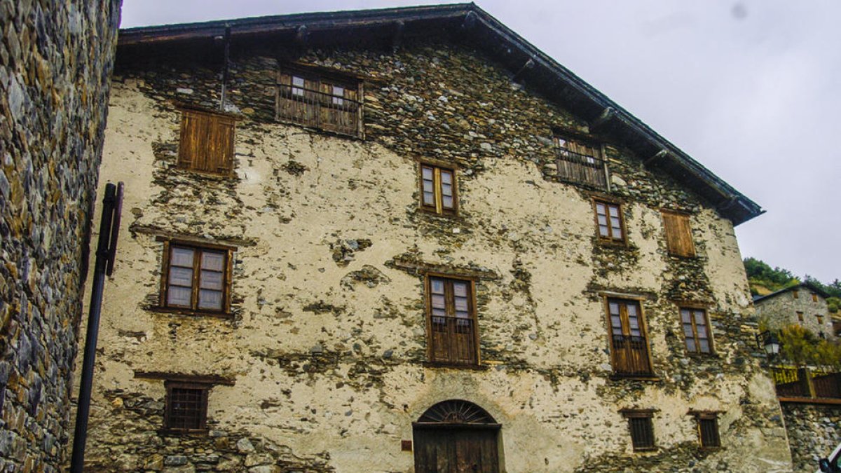 Façana del museu Casa Rull de Sispony