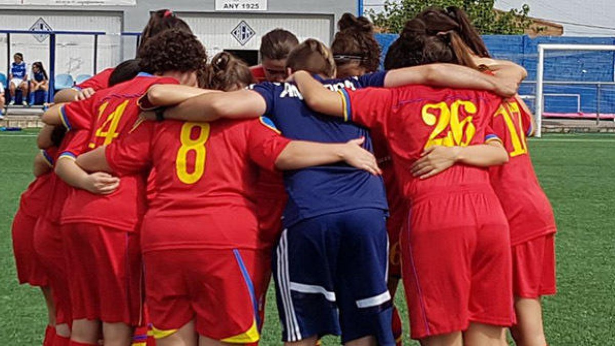 L'Enfaf Crèdit Andorrà goleja la Unión Mirasol-Baco