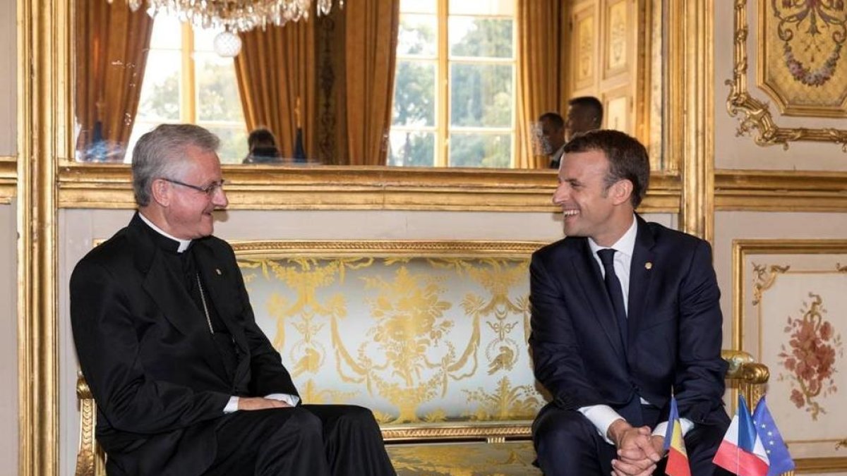 Europa i la cohesió social centren la primera trobada entre els dos coprínceps