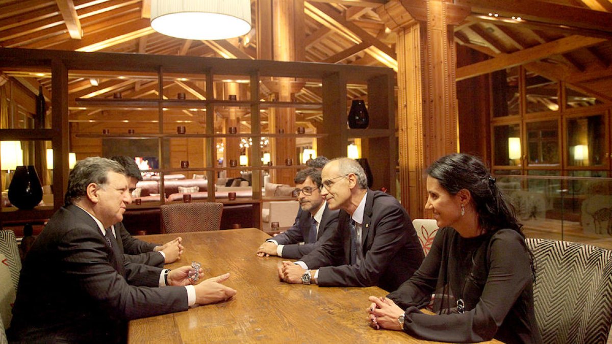 Barroso afirma que el país “està fent els passos correctes” per a l'encaix a la UE