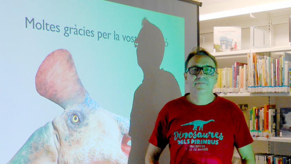 “Estudiar els dinosaures ens mostra com som de fràgils”