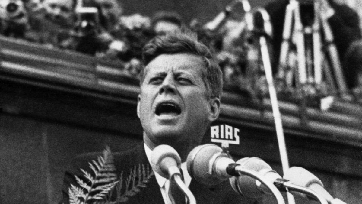 Trump destapa amb reserves 2.800 arxius sobre l'assassinat de Kennedy