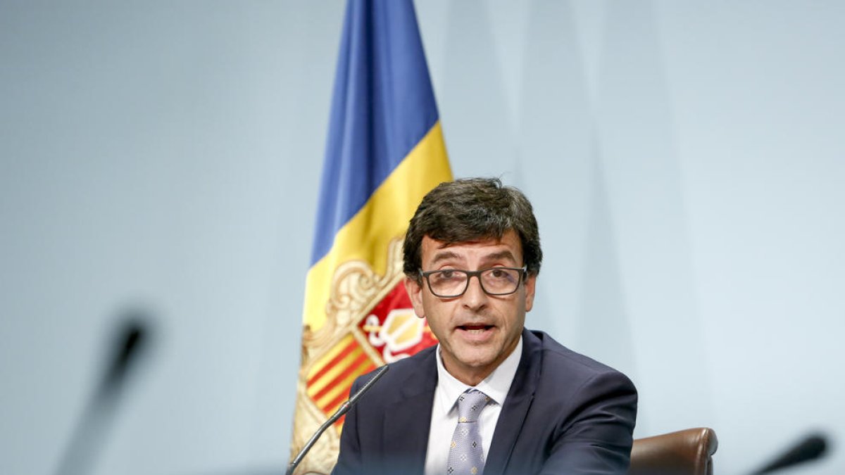 Govern licita la realització d'un portal de facturació electrònica