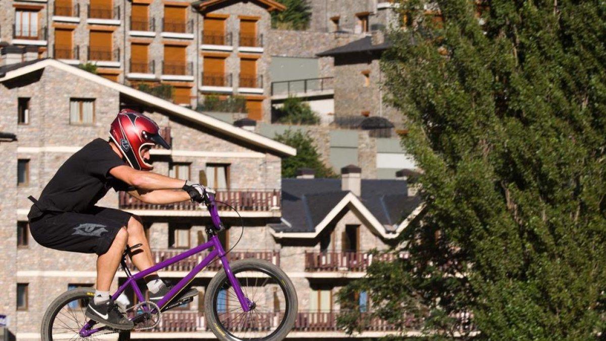 Arinsal es posiciona com a punt de trobada del BMX