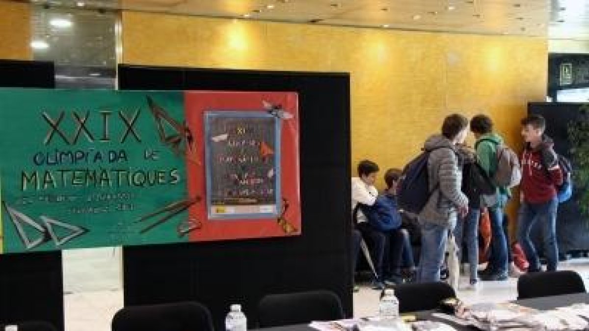 La segona fase de l'Olimpíada Matemàtica aplega seixanta-dos alumnes