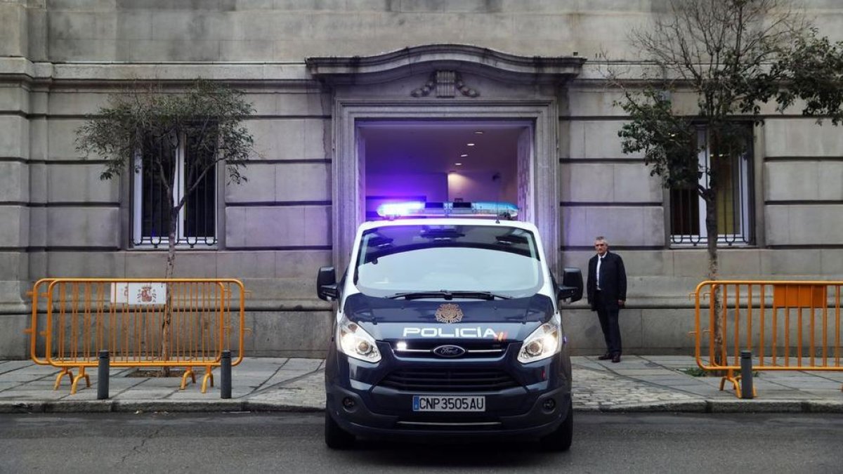 Junqueras demana sortir de presó per poder representar els electors