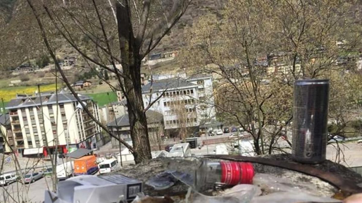 El comú vol cobrar multes que podrien haver prescrit