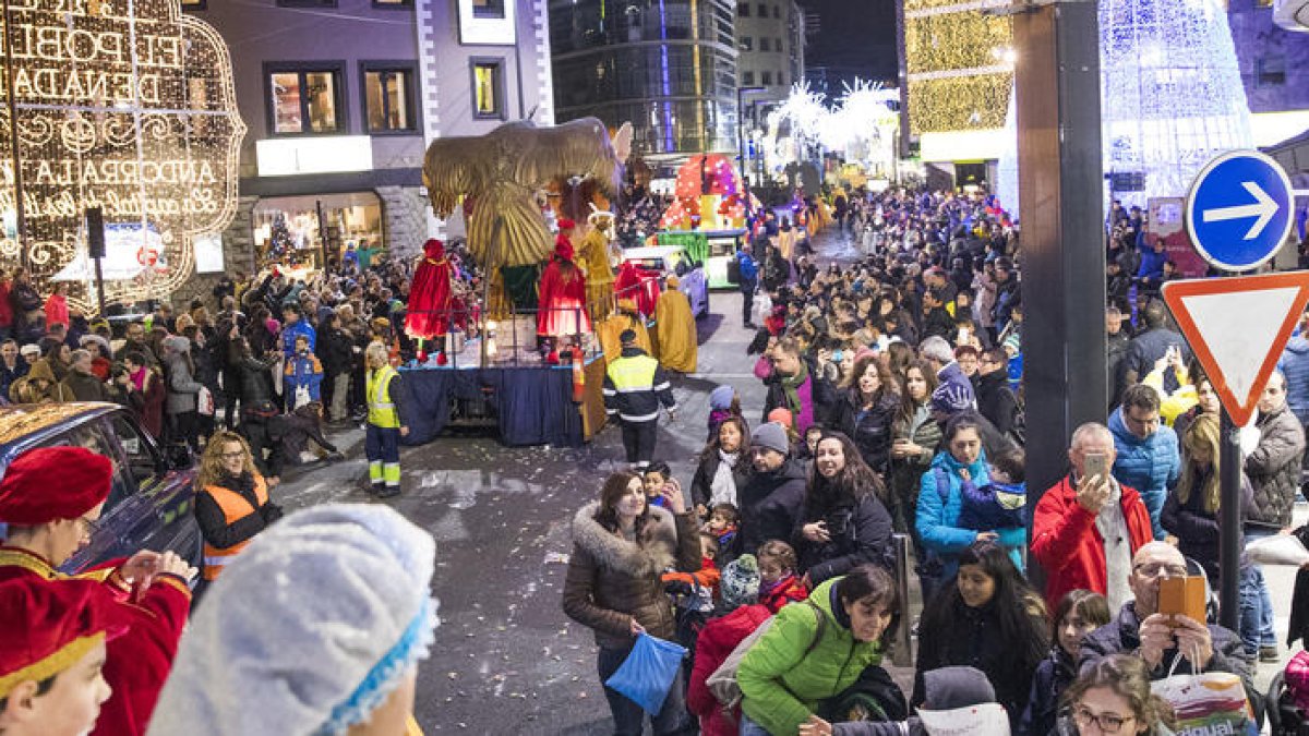 La màgia dels reis omple els carrers