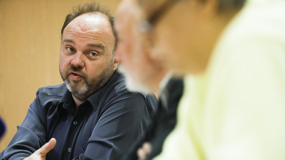 L'USd'A demana dos dies de descans setmanal i la tretzena paga a totes les empreses