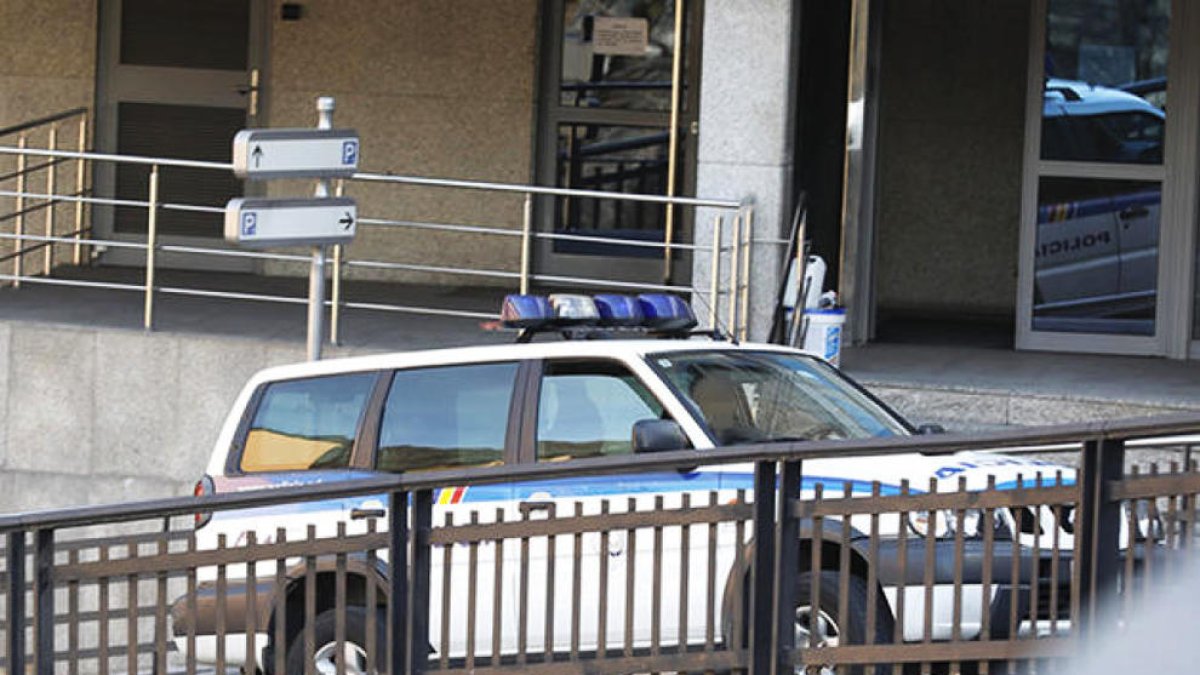 Una baralla per la venda d'estupefaents acaba amb tres homes detinguts