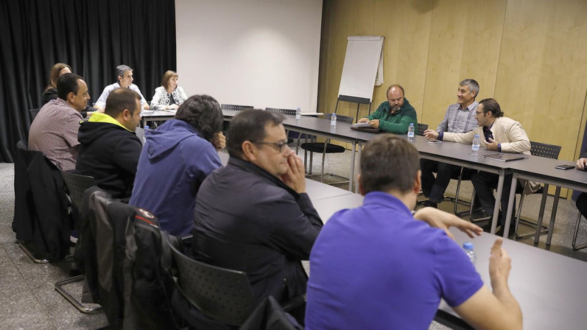 Els sindicats es preparen per presentar una demanda contra la llei