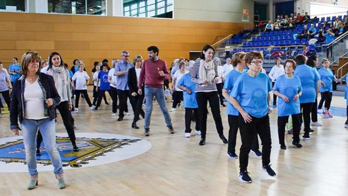 Dos-cents padrins d'Andorra i la Seu participen en la diada esportiva urgellenca