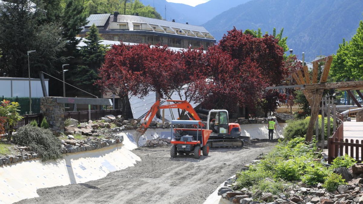 El comú obrirà el Parc Central vint-i-quatre hores