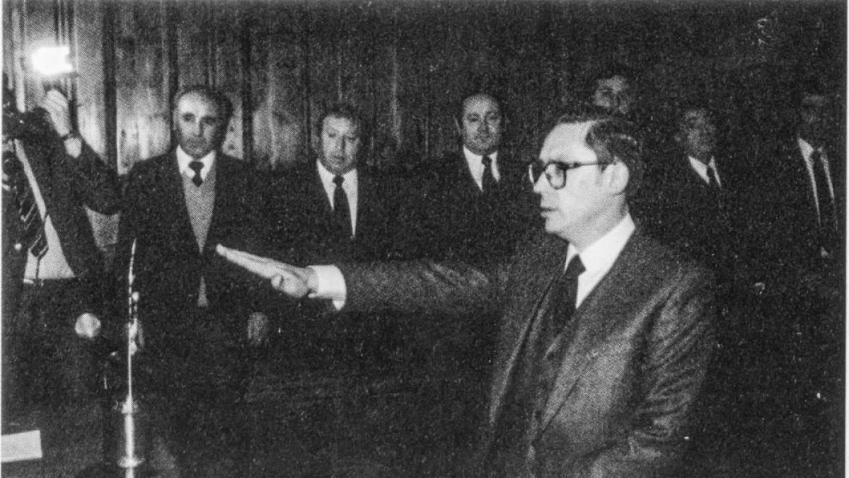 Neix el cap de Govern