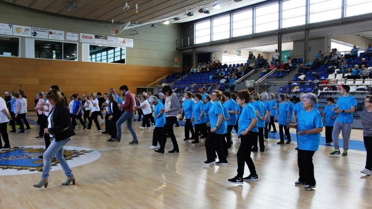 La Diada esportiva de la gent gran atreu 200 padrins de la Seu d'Urgell i d'Andorra