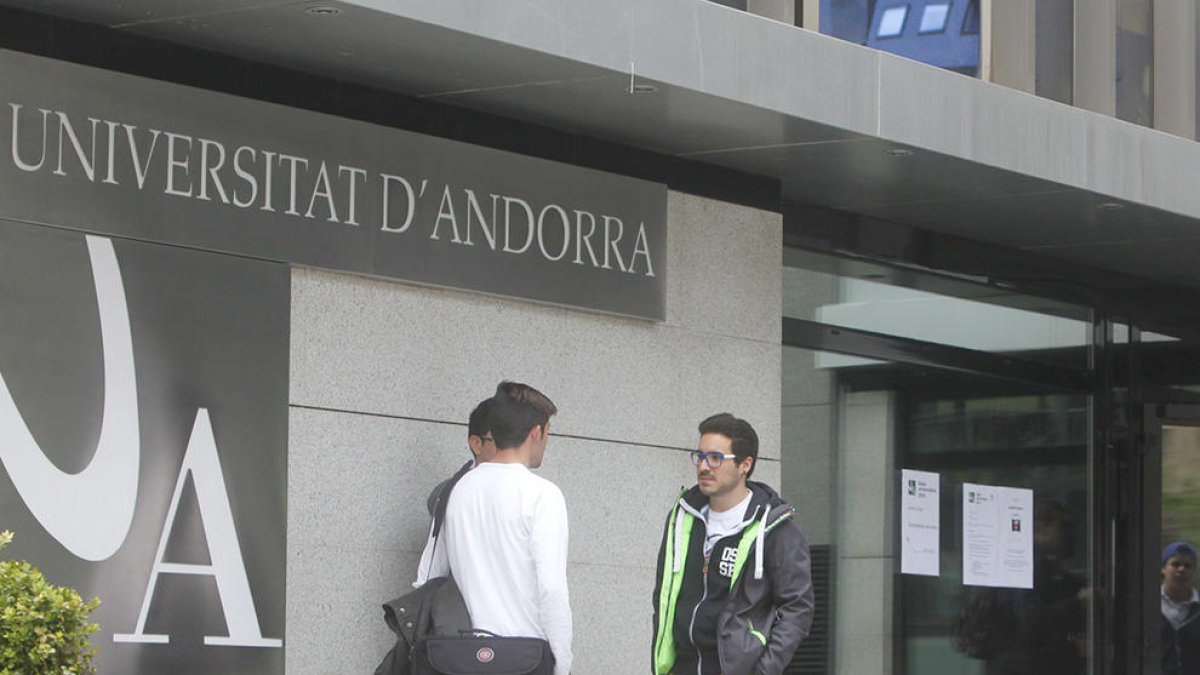 La Universitat d'Andorra oferirà cursos de llengua portuguesa i xinesa