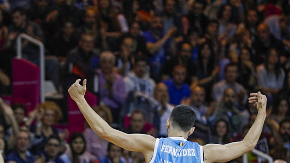 Jaime Fernández esperona a l'afició