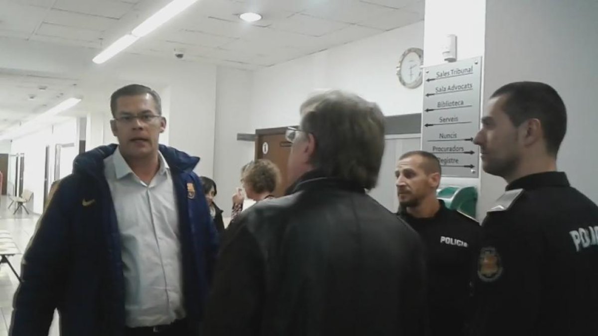 El TC recorda que no fa 'guàrdies' i rebutja el recurs de Janitskin