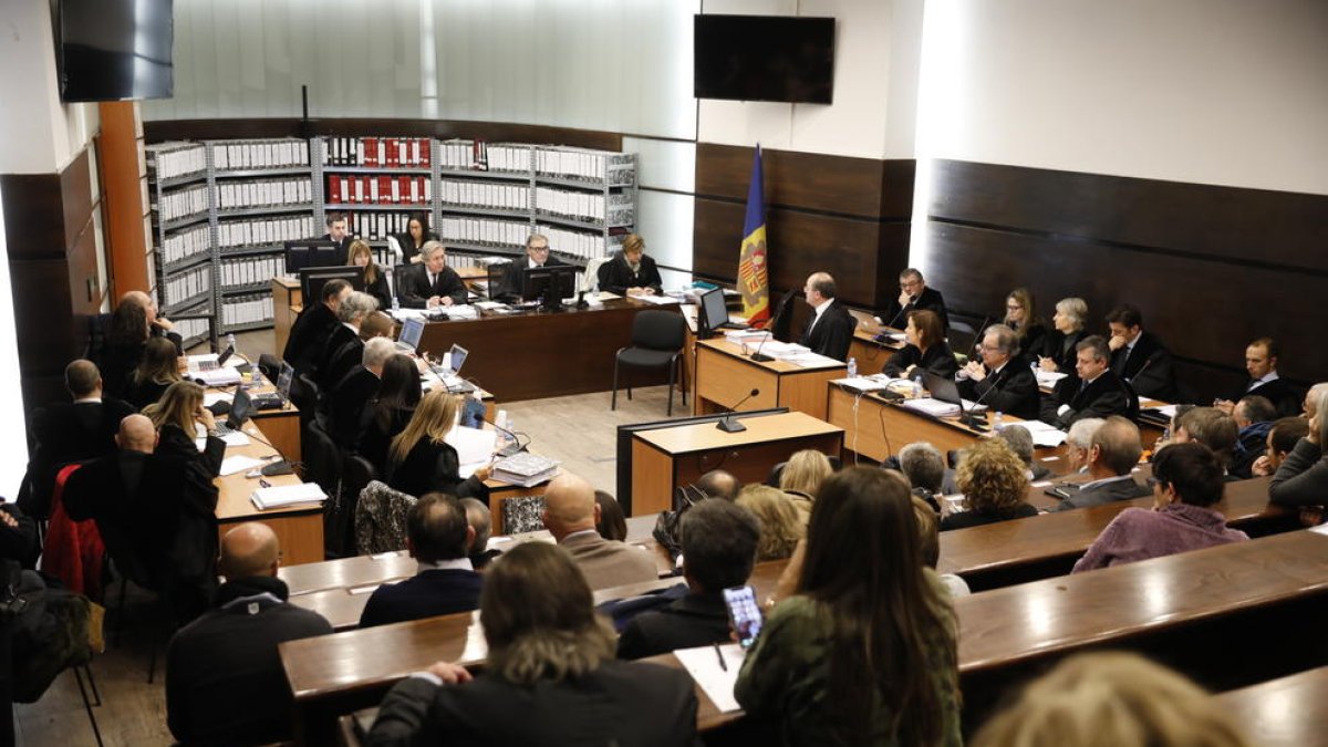 Comença el primer judici del 'cas BPA'