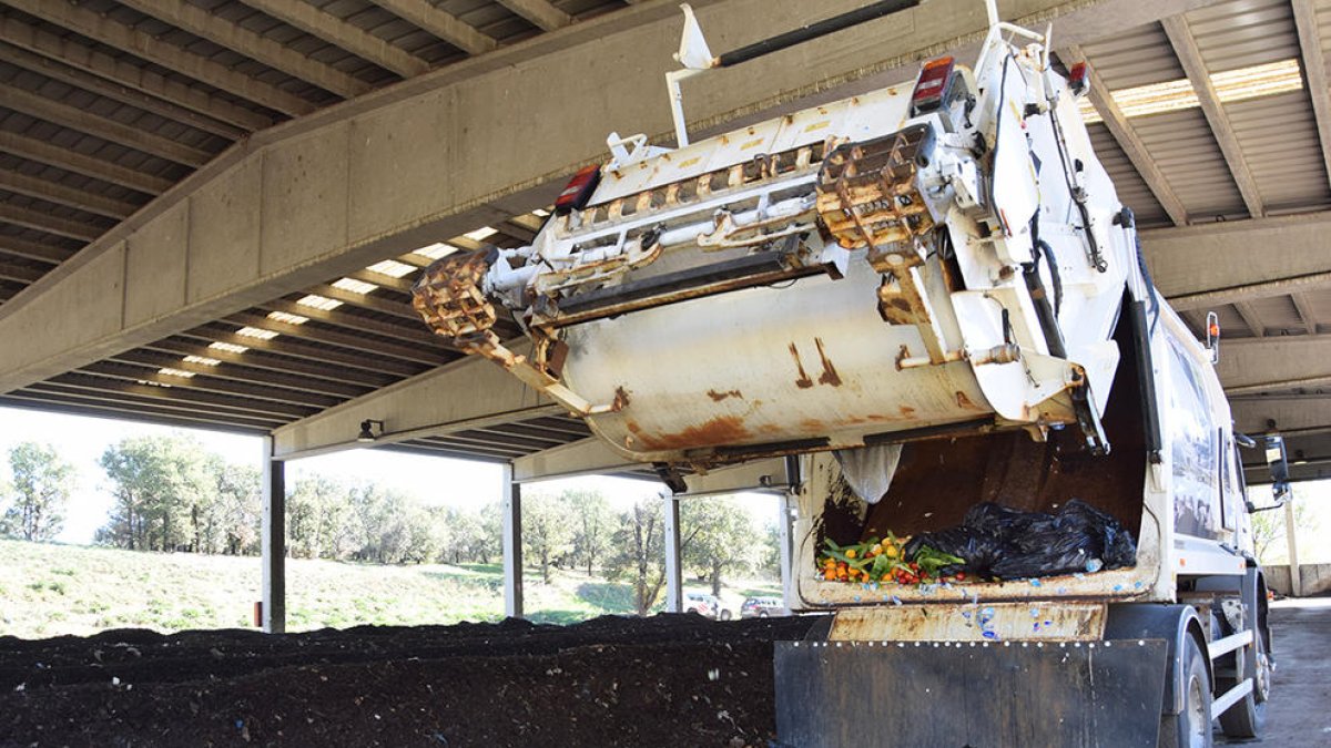 La recollida de brossa orgànica suma els primers 93.500 quilos