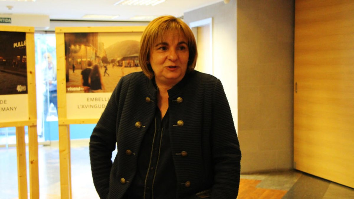 El comú vol tenir tots els informes de l'heliport 
per posicionar-se