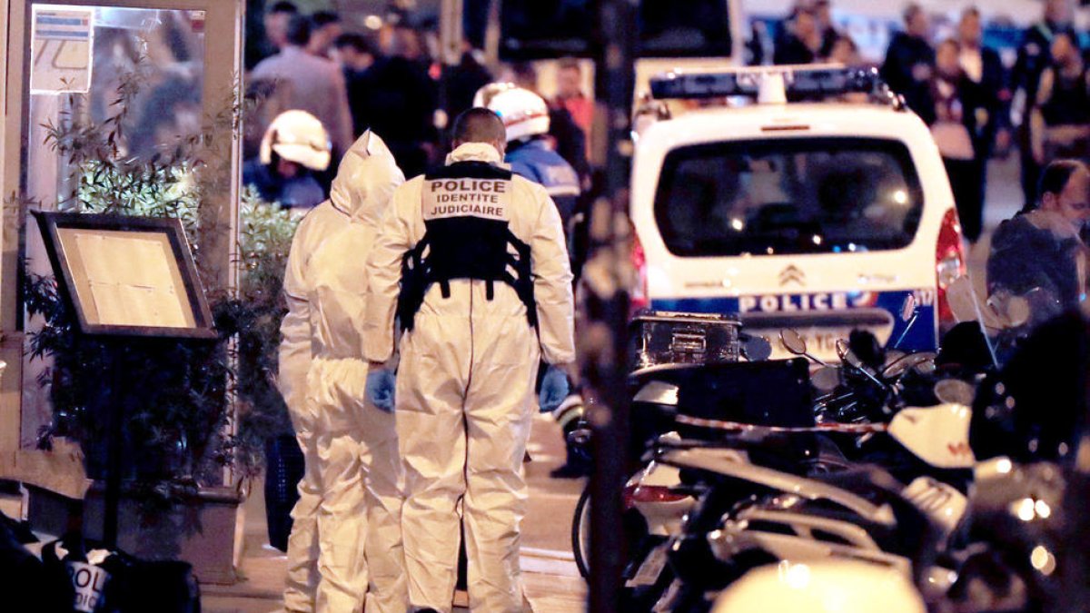 L'EI assumeix l'autoria de l'atac a París que va causar la mort d'un jove