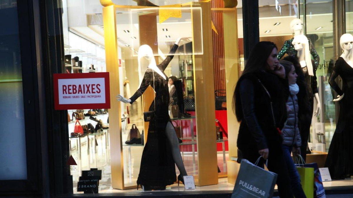 Govern proposa les rebaixes al comerç a partir del 22 de juny i del 21 de desembre