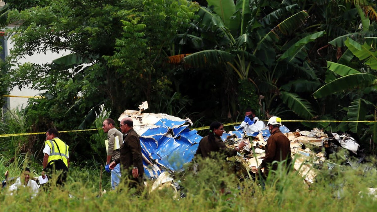 Un avió de passatgers s'estavella tot just enlairar-se de l'Havana