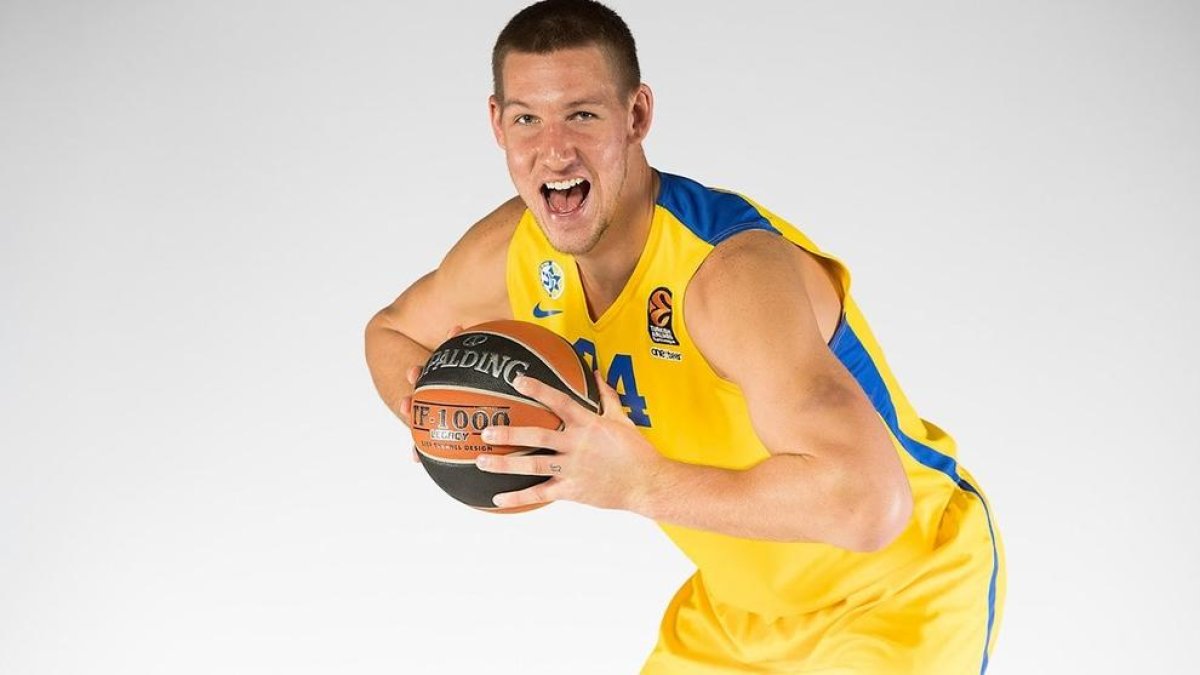 El MoraBanc fitxa al pivot nord-americà Colton Iverson