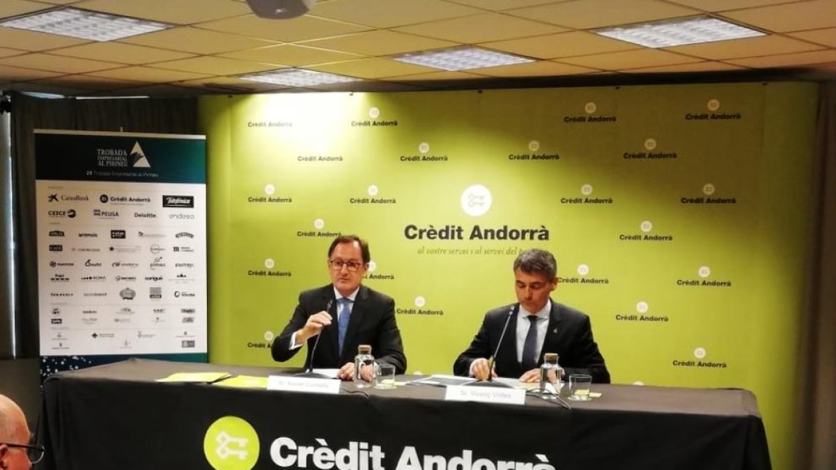 Cornella lloa el procés de reformes per obrir l'economia a l'exterior