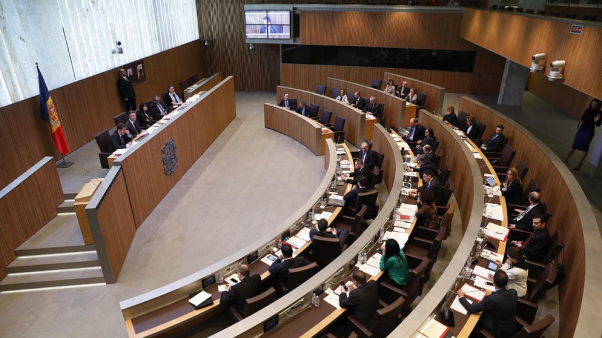 Crítiques a les mancances de la Llei dels refugiats