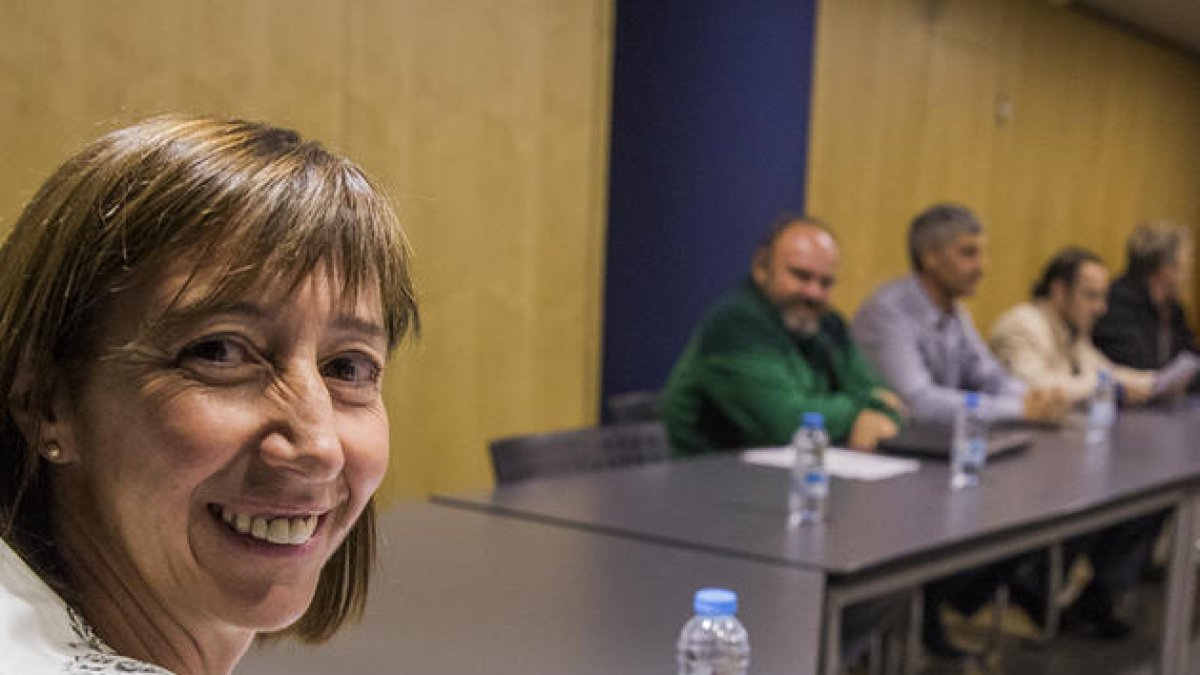 Els sindicats de funcionaris demanen la destitució de la ministra Descarrega