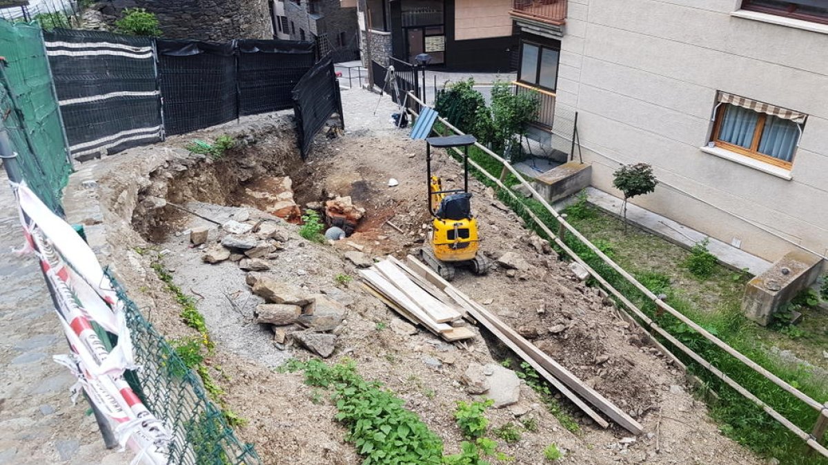 Polèmica al voltant de l'excavació del forn trobat al Camp de Perot