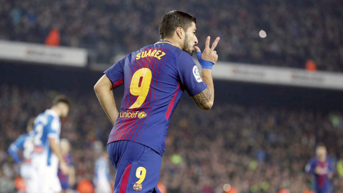 El Barça remunta a l'Alabès al tram final