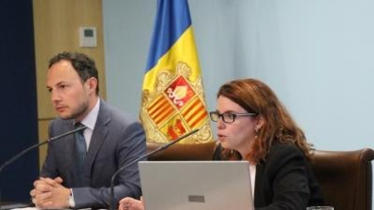 El Govern resol dos casos d'assetjament i discriminació laboral a dues persones transgènere