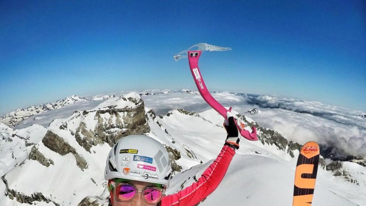 Stefi Troguet corona el cim del Denali, el més alt d'Amèrica del Nord