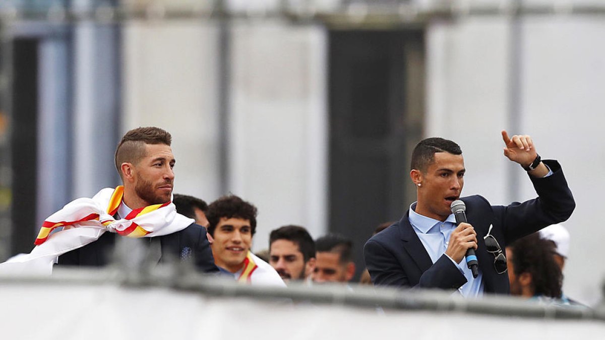 Ramos allarga la mà a CR7 perquè segueixi al Madrid