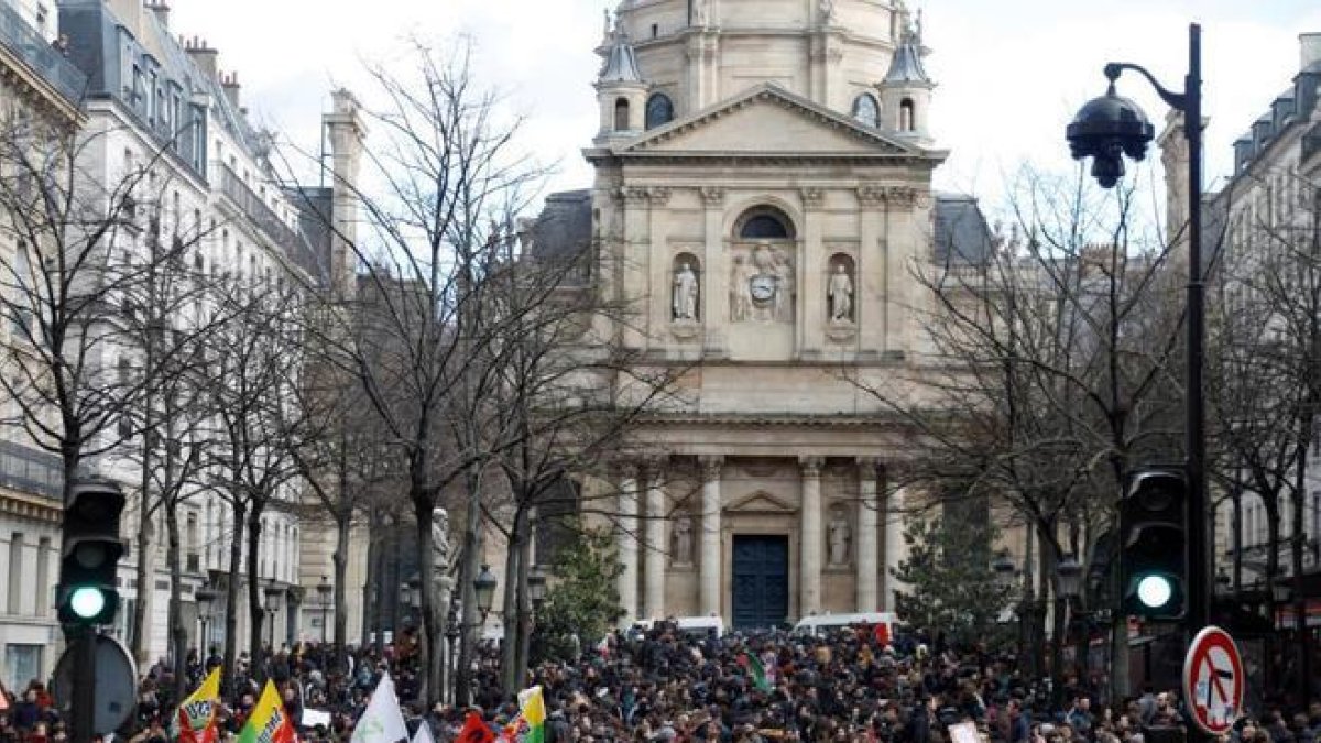 Protesta contra la reforma educativa de Macron