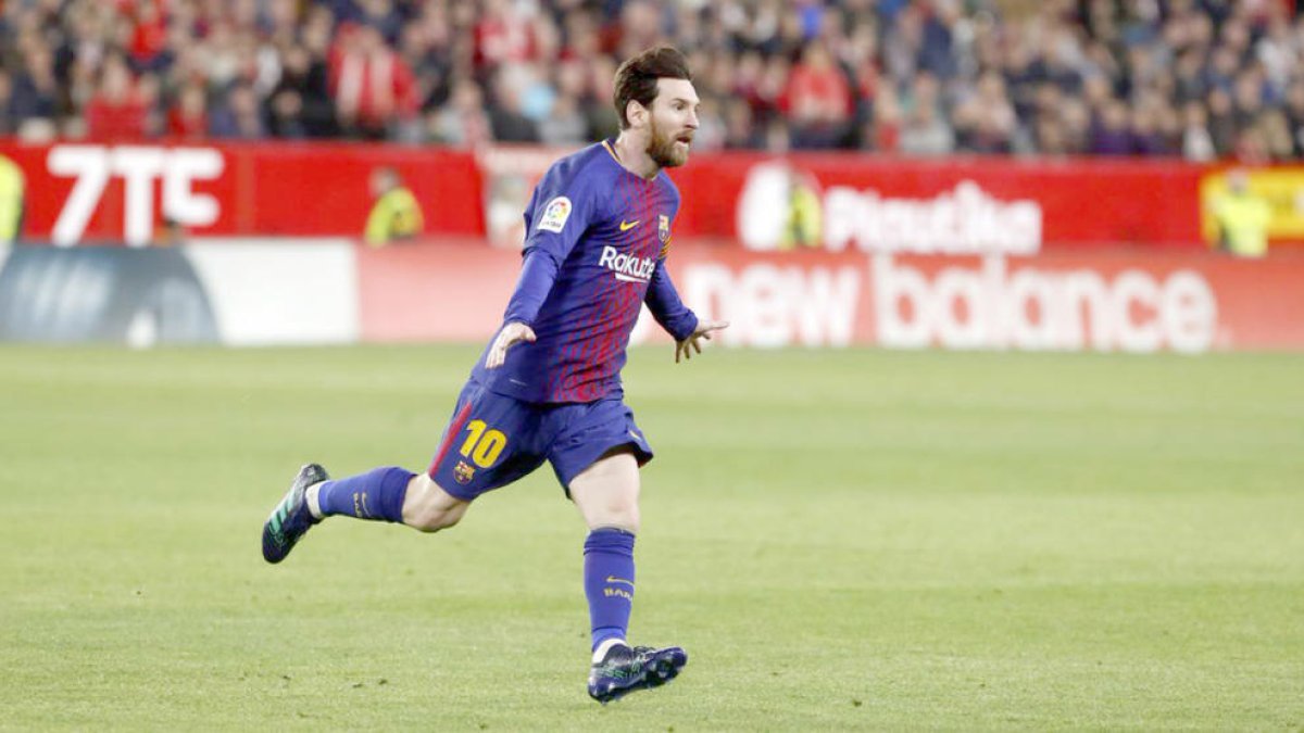 El Barça fa dos gols en 47 segons i el Pizjuán emmudeix