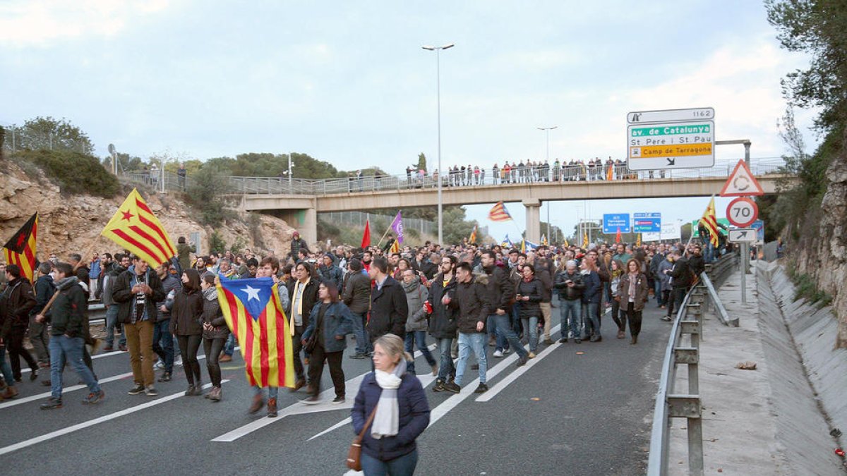 La fiscalia anuncia accions contra els CDR per promoure “actes vandàlics”