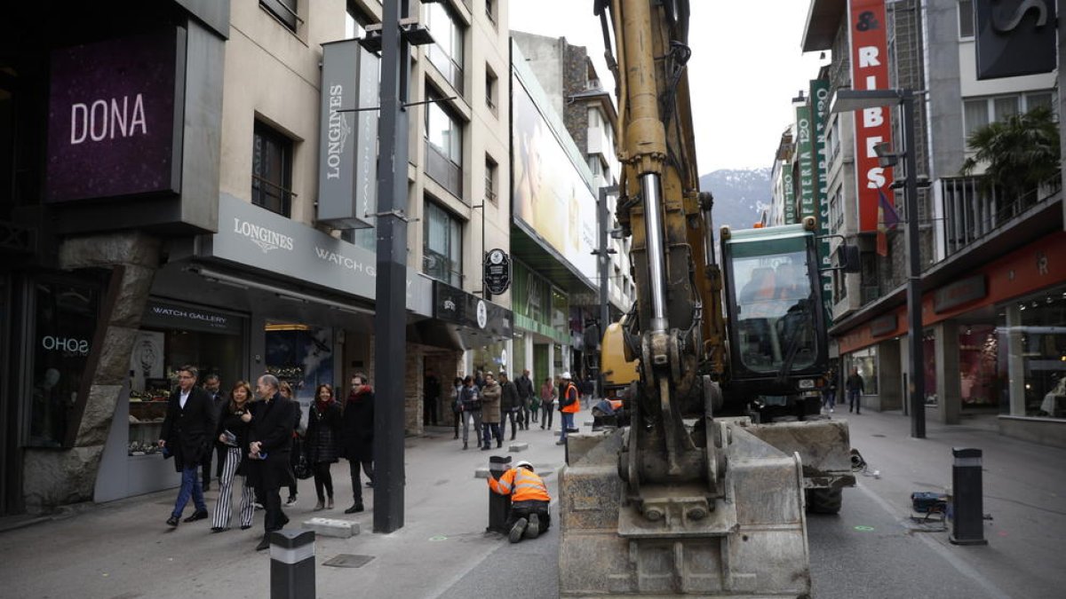 Comencen les obres a l'avinguda Meritxell