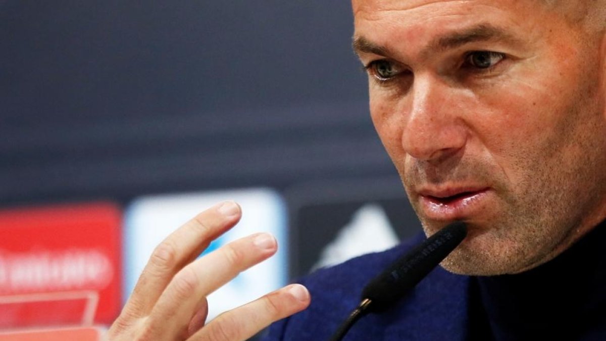 Zidane sorprèn anunciant que deixa el Reial Madrid