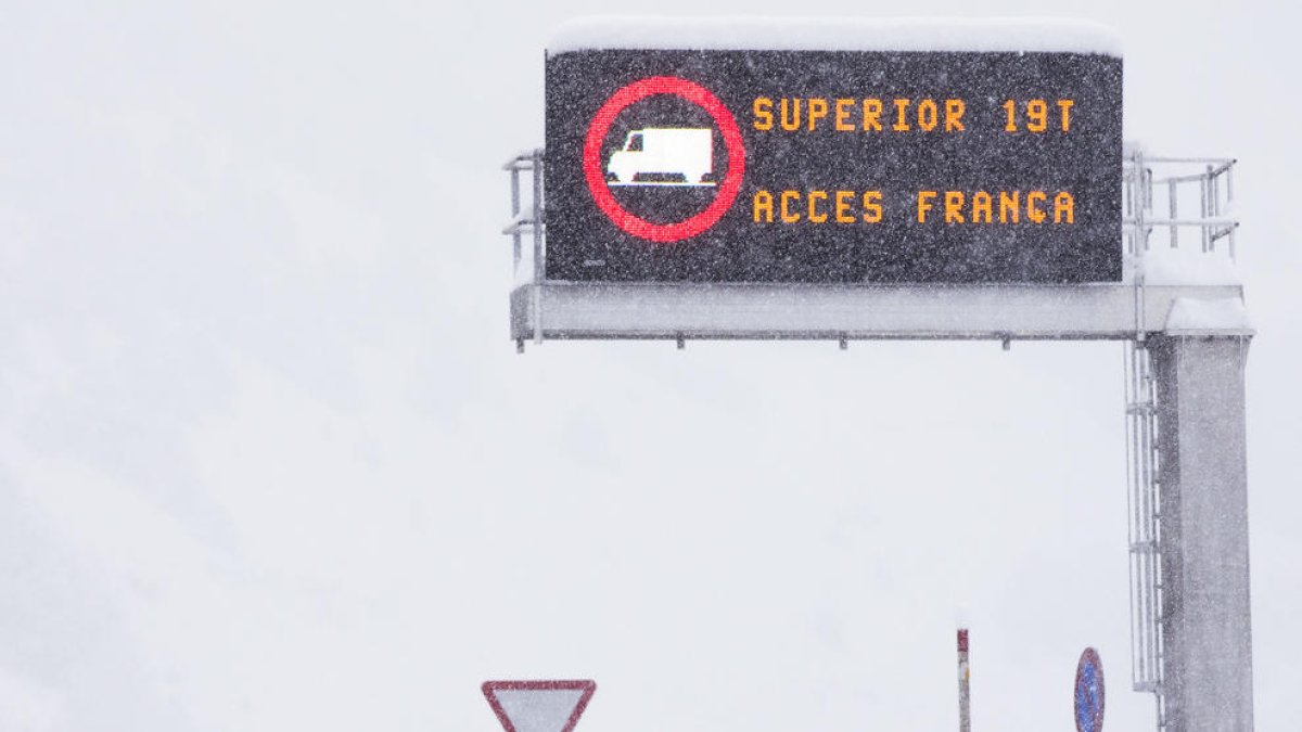 Els camioners tornen a evitar l'RN-22 per la restricció als vehicles de gran tonatge