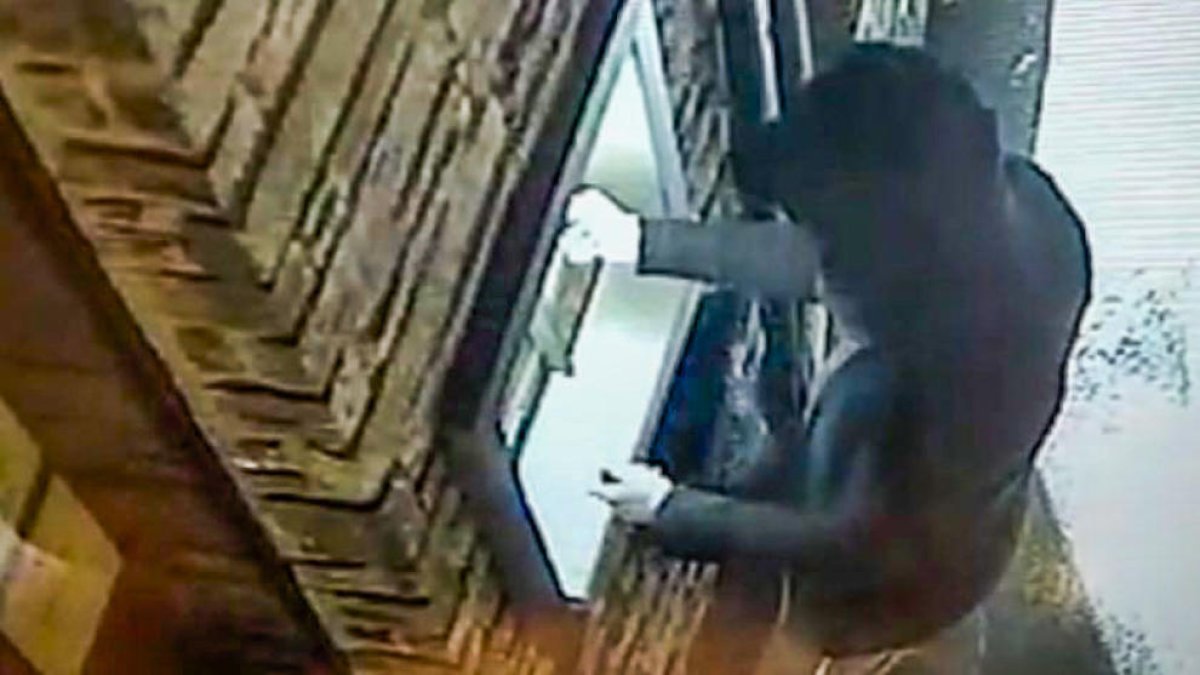 El lladre dels caixers va usar targetes clonades