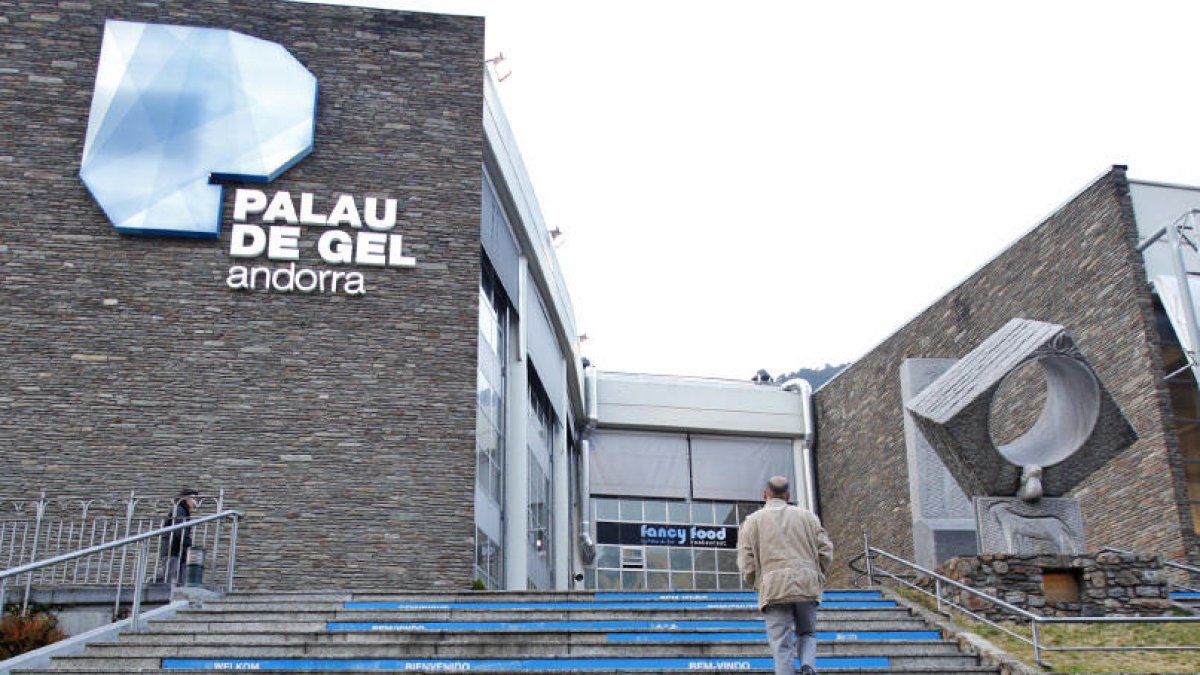 El comú ratifica Mònica López Cámara com a nova directora del Palau de Gel