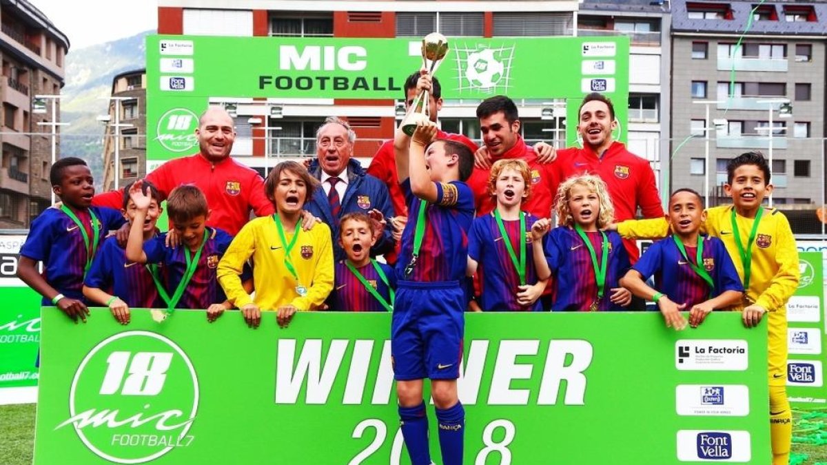 El València, l'Espanyol i el Barça es coronen al MIC