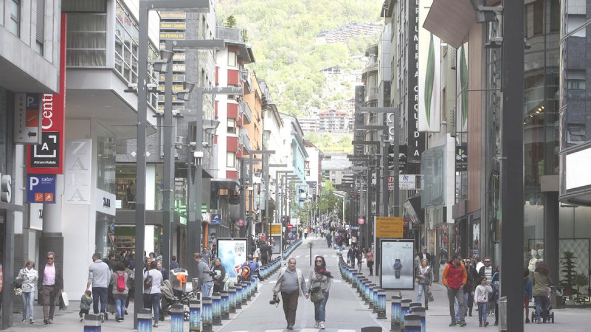 Projecte per fer una macroassociació comercial