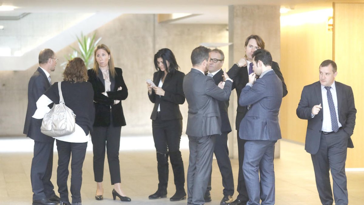 L'oposició critica Govern per la reducció d'inversions per quadrar els comptes